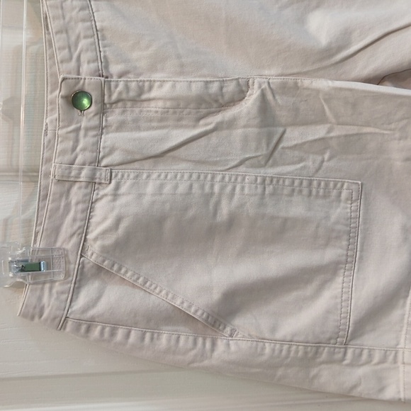 Kim Rogers Khaki Bermuda Shorts Women's Size 6 - Picture 2 of 7